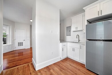 305 Medford St unit 1, Somerville, MA 02143 - photo 2
