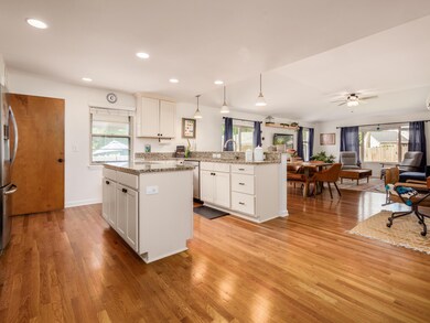 N_410_Acton_080
