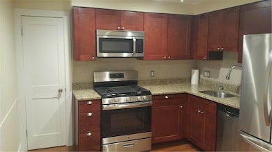 494 Putnam Pike unit C2, Greenville, RI 02828 - photo 6