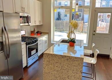 724 N Patterson Park Ave, Baltimore, MD 21205 - photo 6