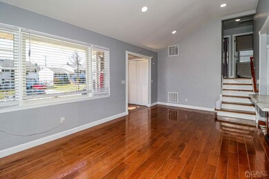14 Cody St, Fords, NJ 08863 - photo 7