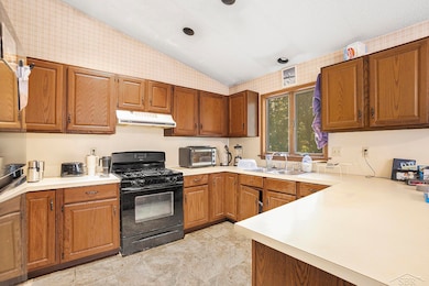 17501 W Spring Lake Rd, Spring Lake, MI 49456 - photo 3