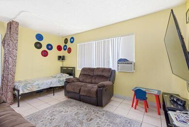upstairs duplex