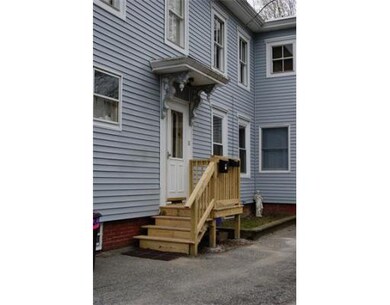 18 Winter St unit 3, Amesbury, MA 01913 - photo 5