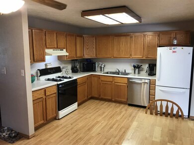 745 W Happy Hollow Rd, Janesville, WI 53546 - photo 2