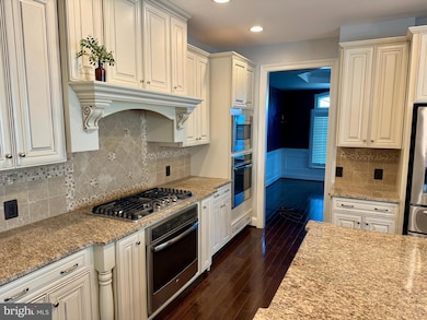 42403 Pine Forest Dr, Chantilly, VA 20152 - photo 7