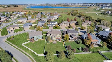 17329 Redman Cir, Omaha, NE 68116 - photo 2