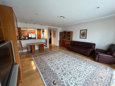 1 Russell St unit 204, Cambridge, MA 02140 - photo 3