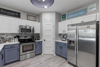 2712 Bissonet Dr, Denton, TX 76210 - photo 4