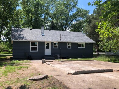 603 W Pearl St, Hamlet, IN 46532 - photo 2