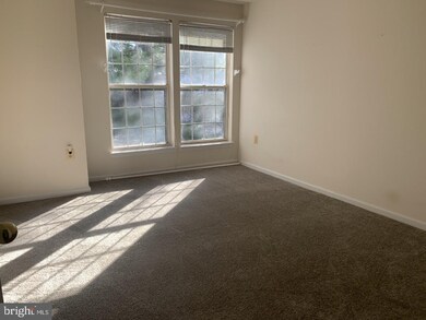 4406 Silverbrook Ln unit 203, Owings Mills, MD 21117 - photo 6