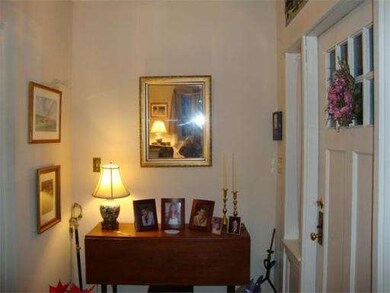 36 Bond St, Fitchburg, MA 01420 - photo 5