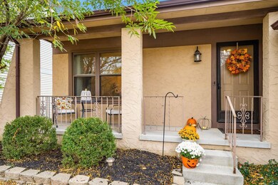 Adorable covered porch
