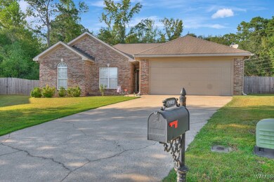 13908 Highland Pointe Dr, Northport, AL 35475 - photo 3