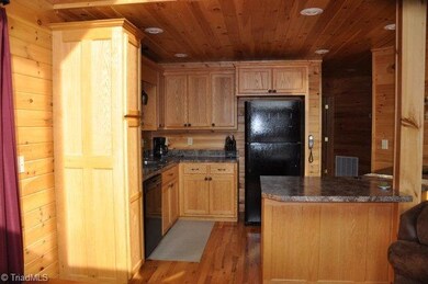 1115 Pepper Bush Rd, Purlear, NC 28665 - photo 6