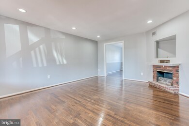 531 Grovethorn Rd, Middle River, MD 21220 - photo 3