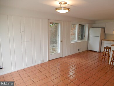 7306 Rippon Rd, Alexandria, VA 22307 - photo 6