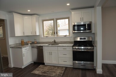 1071 Clayton Rd, Williamstown, NJ 08094 - photo 5