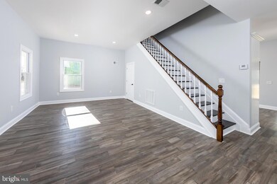 912 N Commerce St, Paulsboro, NJ 08066 - photo 7