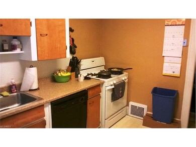 Kitchen first floor suite.