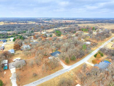 110 Cuyler Dr, Shawnee, OK 74804 - photo 6