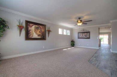 6- FAMILY ROOM:DINING