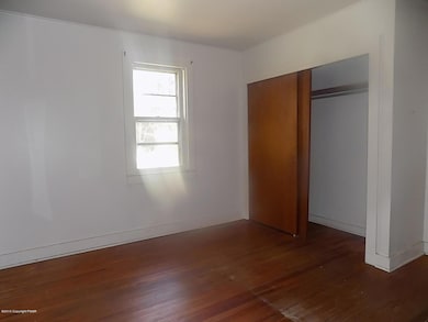 129 Christian Hill Rd, Milford, PA 18337 - photo 4