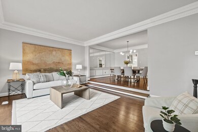 9472 Turnberry Dr, Potomac, MD 20854 - photo 2