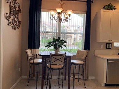EAT-IN kITCHEN