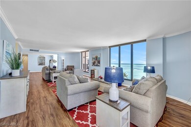 Large Living area over looking the Gulf