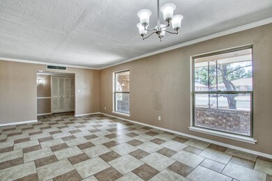 10605 Causeway Dr, El Paso, TX 79935 - photo 4