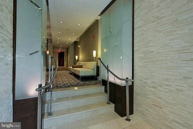 1811 Wyoming Ave NW unit 2, Washington, DC 20009 - photo 4