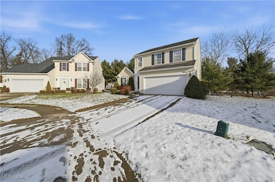 1906 Northgate Cir, Akron, OH 44320 - photo 3