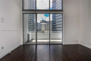 Avenue Brickell Tower 2 unit 414, Miami, FL 33131 - photo 4