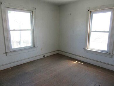 109 E School St, Woonsocket, RI 02895 - photo 6