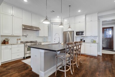 402 W 26th St, Houston, TX 77008 - photo 2