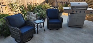 132 Cibolo Creek Dr, Kyle, TX 78640 - photo 7