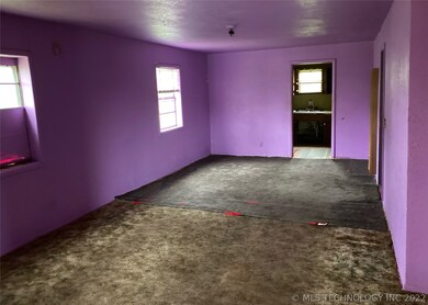 809 N Muskogee Ave, Okmulgee, OK 74447 - photo 4