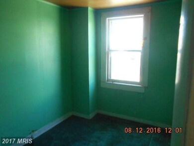 1802 N Chapel St, Baltimore, MD 21213 - photo 3