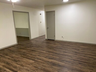 1216 Briarwood Dr, Cleburne, TX 76033 - photo 5