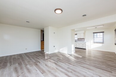 1718 Lydia St, Waukegan, IL 60085 - photo 7