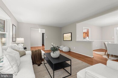 12620 Viewside Dr, North Potomac, MD 20878 - photo 7