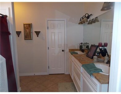 Master Bath/Spa.