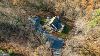 370 Kalers Loft Ln, Crystal Spring, PA 15536 - photo 4