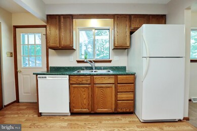 3605 Laurel Dr, Indian Head, MD 20640 - photo 7