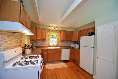 71 Gary Rd, Middleton, NH 03887 - photo 6