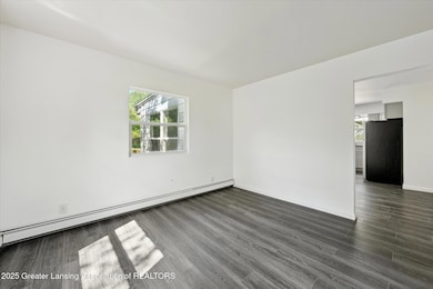 10-3016-W-Holmes-Rd-Lansing-MI-48911-Win
