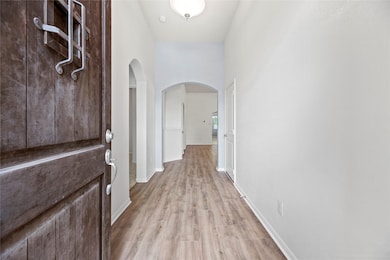 1658 Maggie Trail Dr, Alvin, TX 77511 - photo 2