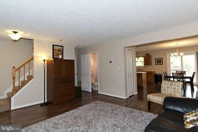 9605 Donnan Castle Ct, Laurel, MD 20723 - photo 4