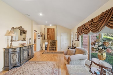 3 Wood Ln, Plainview, NY 11803 - photo 7